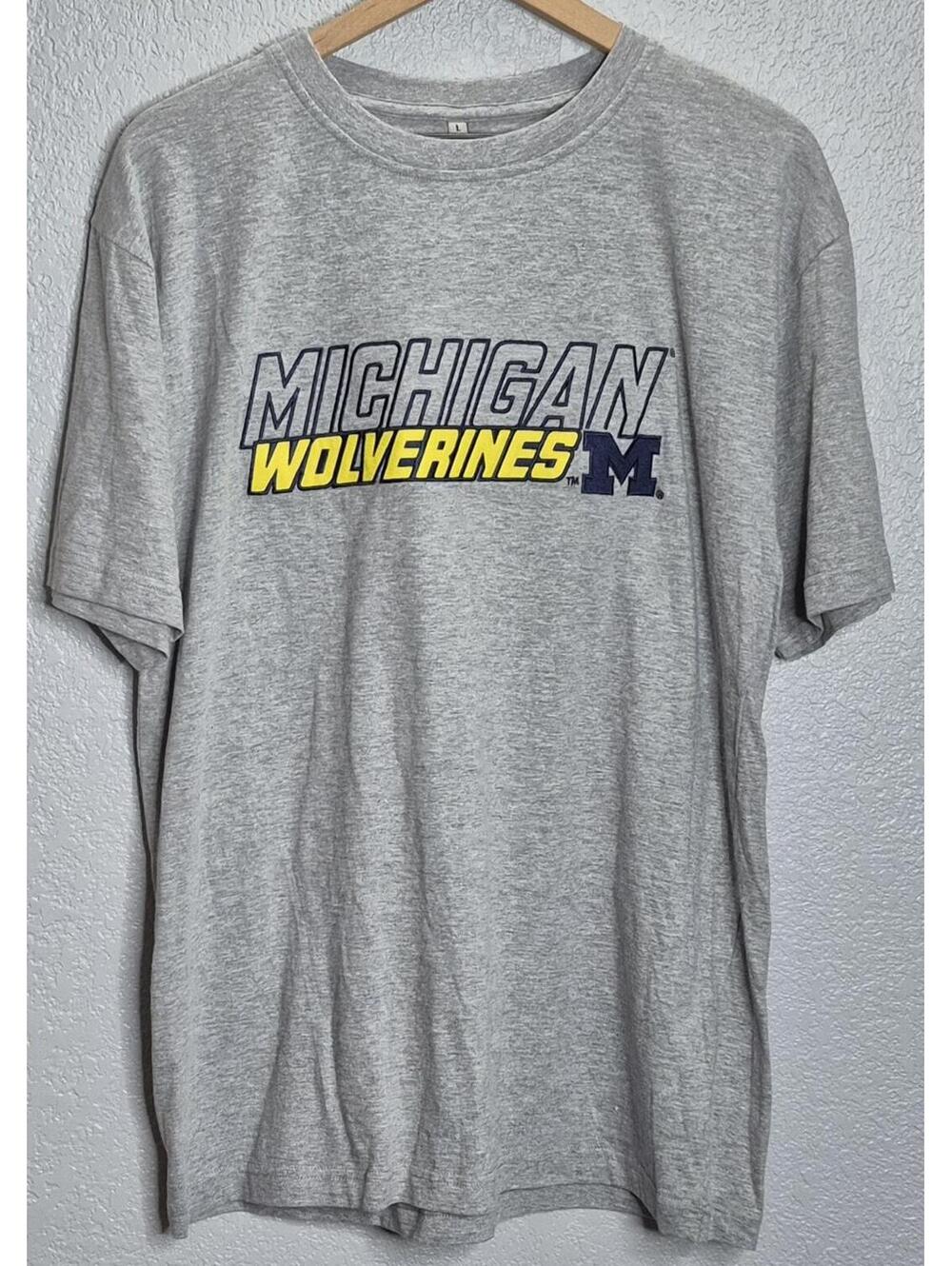 Michigan Wolverines Sample T Shirt Men’s Large Gray Embroidered NCAA Knights...